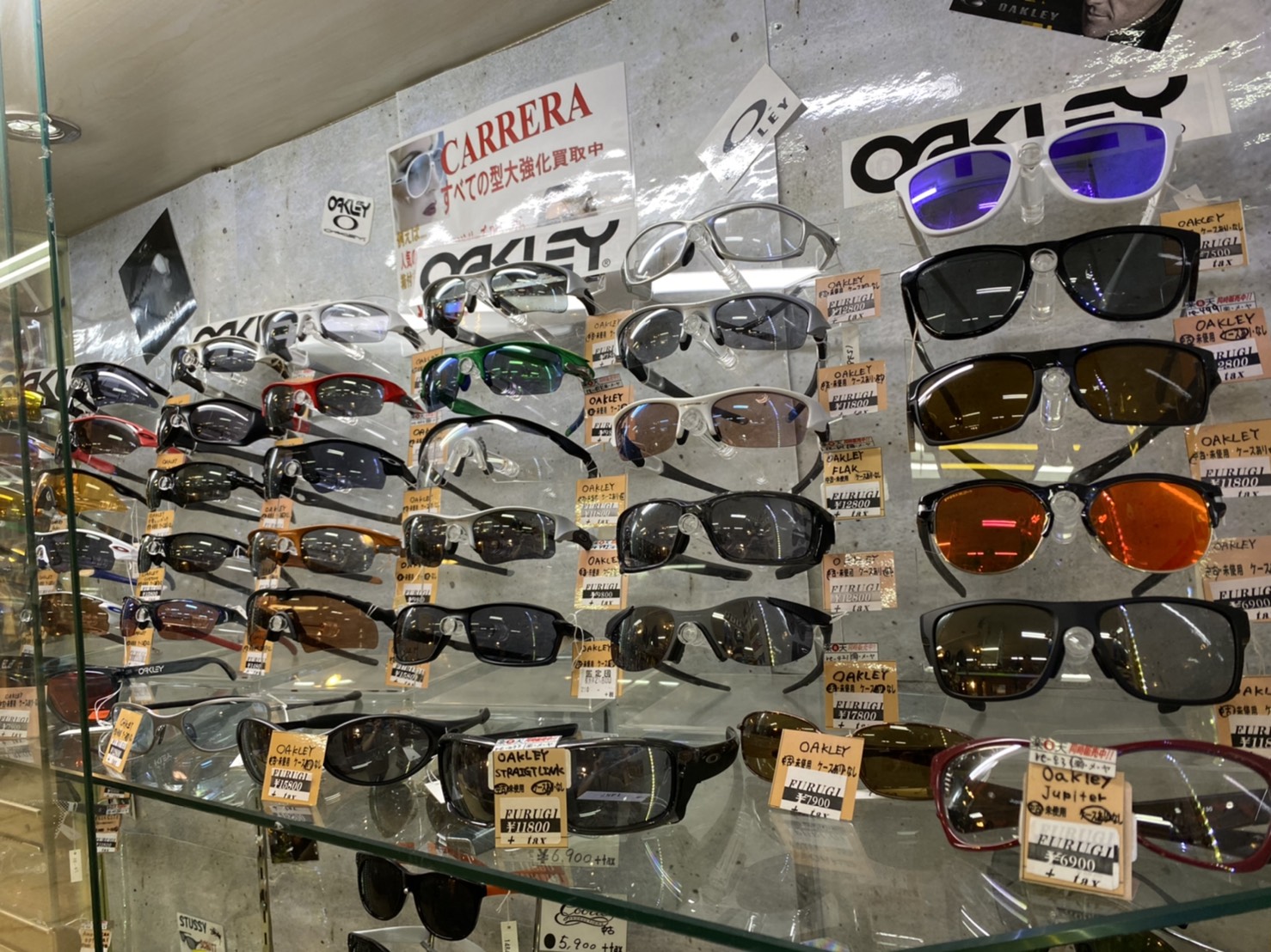 酒々井店】8/17☆大人気《OAKLEY》のサングラス多数販売中です！(=ﾟωﾟ